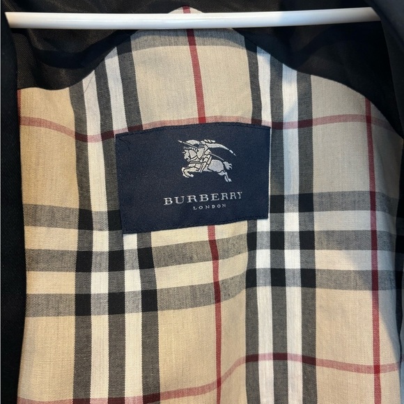 Burberry Long Camden Coat with Removable Interior Zip Vest Size 4 - Picture 11 of 11